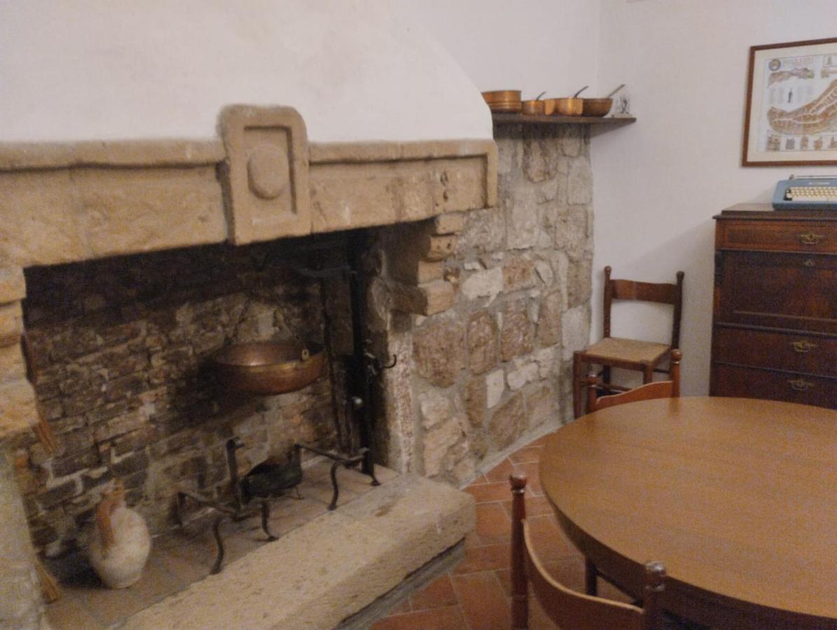 Tuscany Magic House Apartamento Pitigliano Exterior foto